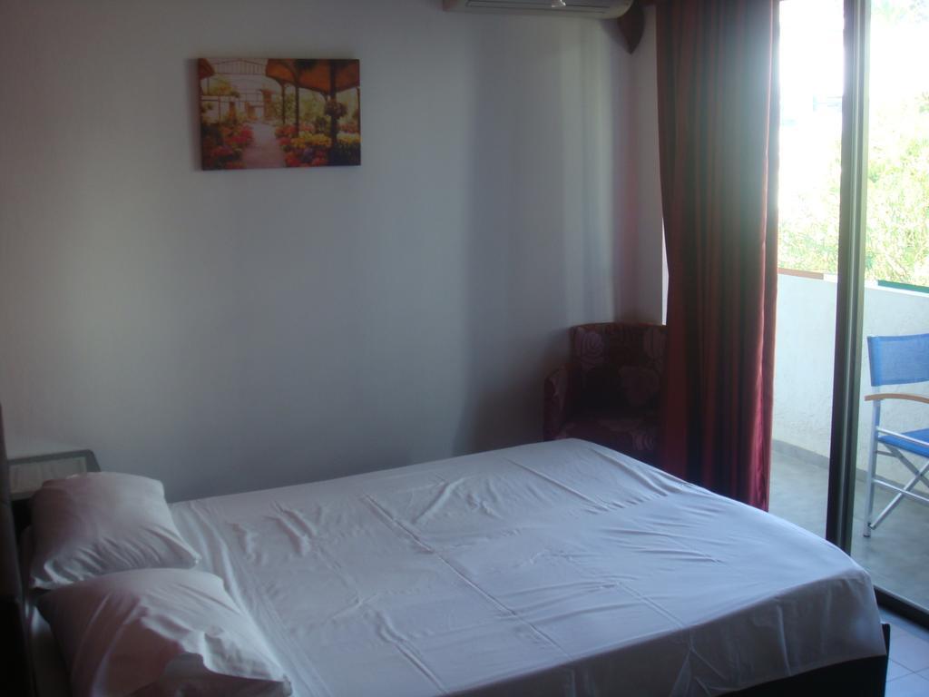 Omiros Hotel Faliraki Ruang foto